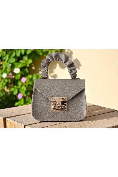 Tezcan Aksesuar Μικρό μοντέλο γυναικεία τσάντα ώμου και χεριού με αλυσίδα