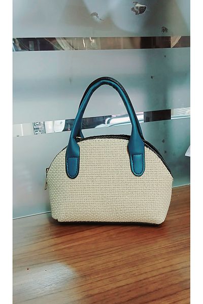 DADU Mini Straw Hand and Shoulder Bag