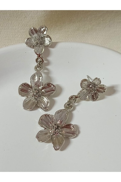 mos&more Gümüş Sallantılı Çiçek Kadın Küpe