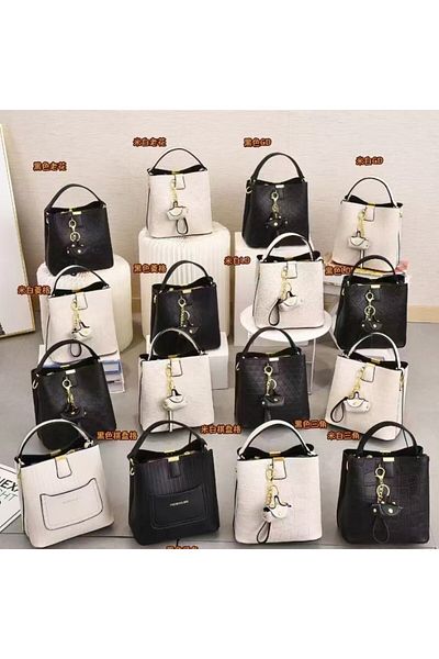 Generic Classic women's shoulder bag