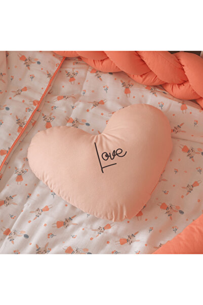 JOYFUL KIDS Kalp Dekoratif Yastık– Love Baskılı, Rabbit Serisi, Bebek ve Çocuk Odası için