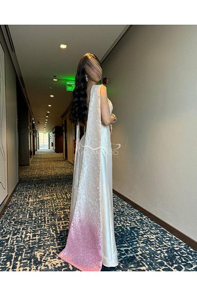 ALANOOD FASHION Beige embroidered evening dress with a modern design and tiered details