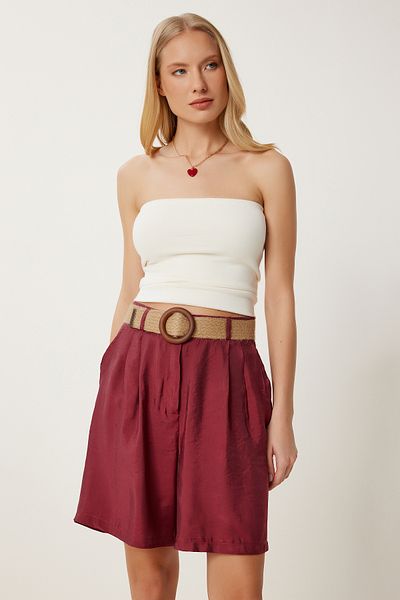 Happiness İstanbul Burgunderfarbene Strohgürtel-Astrobin-Bermudashorts für Damen in Stadtgröße DP00258