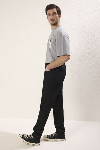 Trendyol Collection Μαύρο 100% βαμβάκι Essential Fit Jeans Τζιν παντελόνι TMNAW23JE00104