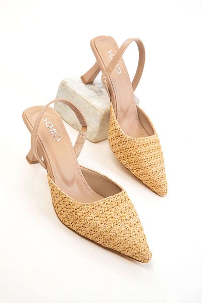 SOHO Klassische Damenschuhe mit Absatz aus Stroh 20430