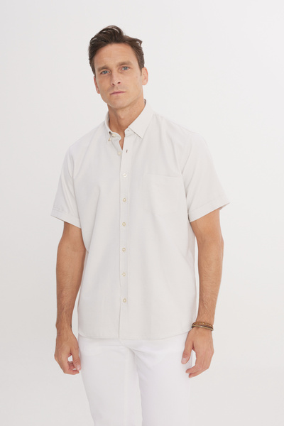 ALTINYILDIZ CLASSICS Ανδρικό λευκό-μπεζ πουκάμισο με κοντό μανίκι με κουμπιά και γιακά με κουμπιά