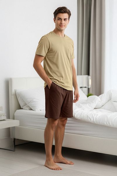 Trendyol Collection Beige-braunes Pyjama-Set aus Baumwolle mit normaler Passform und Shorts – TMNSS25PT00033