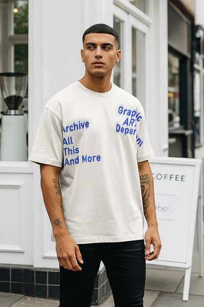 Trendyol Collection Βαμβακερό μπλουζάκι με στάμπα Ecru Oversize - TMNSS25TS00194