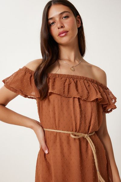 Happiness İstanbul Γυναικείο φόρεμα από σιφόν με πουά γιακά Tan Carmen TP00072