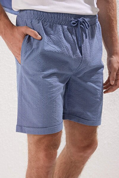 Trendyol Collection TMNSS25SR00001 Μοντέλο μπλε σορτς και βερμούδες