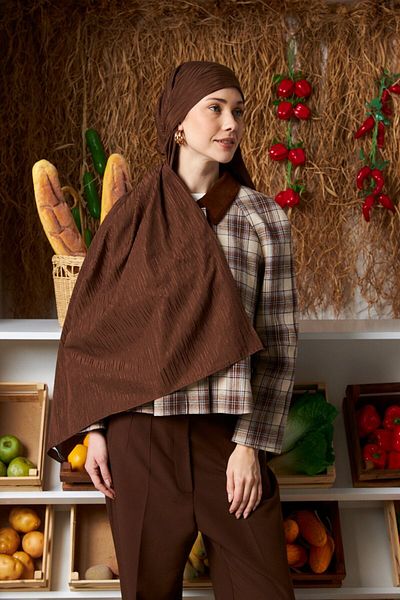 MİRSOY SCARF Памучен жакардов шал с ритмичен мотив - цвят кафе