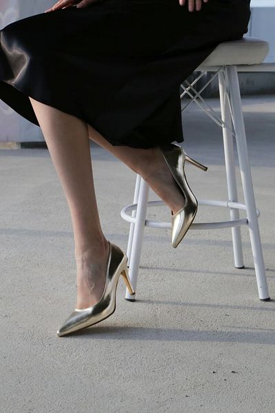 Letafia Nara Gold - Stiletto cu vârf ascuțit