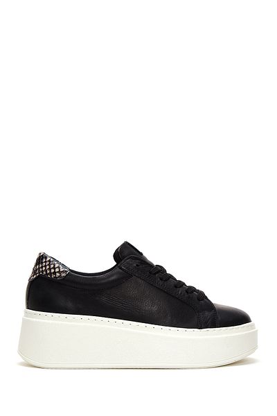 Derimod Women's Black Lace-Up Thick Sole Leather Sneaker 24Wfd 370218
