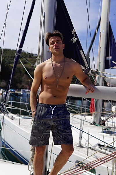 Miami Beach Erkek Siyah Baskılı Orta Boy Mayo Deniz Şortu