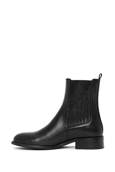 Derimod Women's Black Leather Chelsea Boots 24Wfd 281418