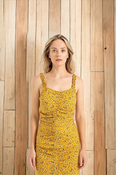 Aslında Look Kısa Kol Askılı Kare Yaka Çiçek Desen Lastik Detaylı Kadın Body ...