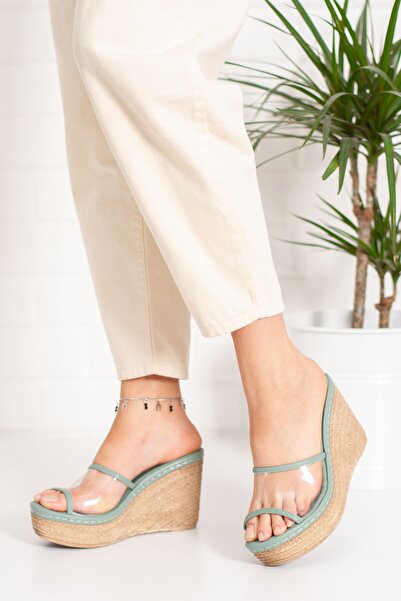 derithy Green Versiga Wedge Heeled Slippers - Lzt0617
