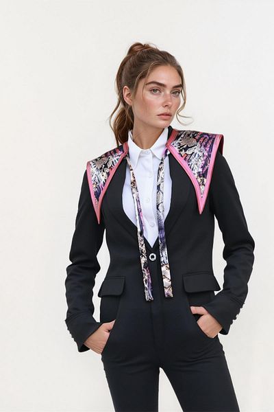 Walkenzo Snake Skin Patterned Tie Modern Women's Shoulder Shawl