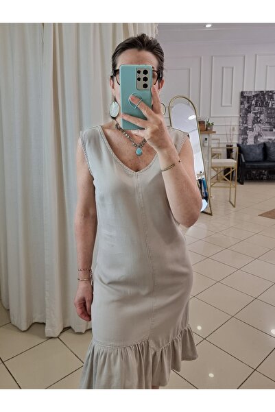 pudubutik 100% Lyocell Dress Sand