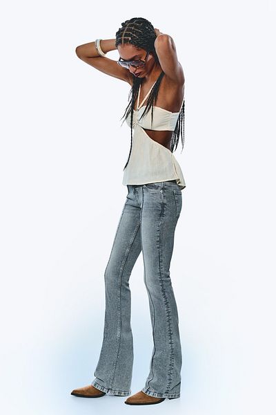 Bershka Low-rise boot-cut jeans
