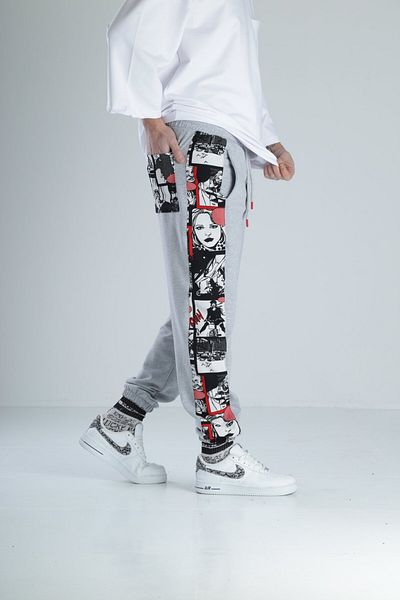COCOPELLI Γκρι παντελόνι Jogger με λεπτομέρεια κόμικ