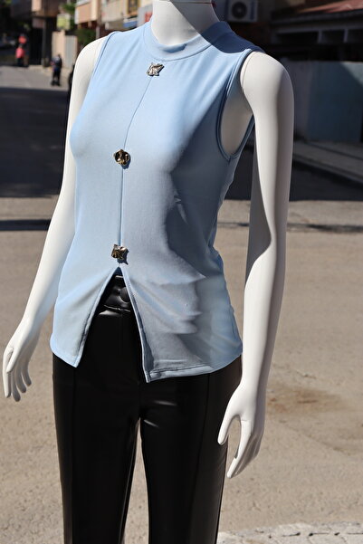 trendhazan A Quality Button and Front Slit Detail Ottoman Fabric Zero Sleeve Bluz