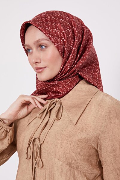 Levidor Bordo El Yazısı Desen Twill İpek Eşarp