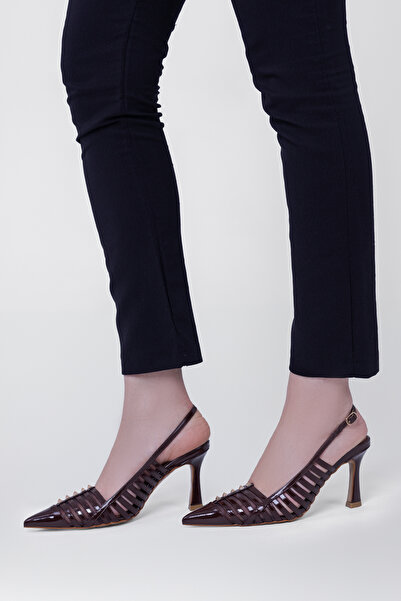 Tasarım Rugan Topuklu Ayakkabı - Şık ve Cesur