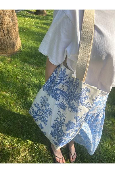 CLA Patterned Cloth Bag