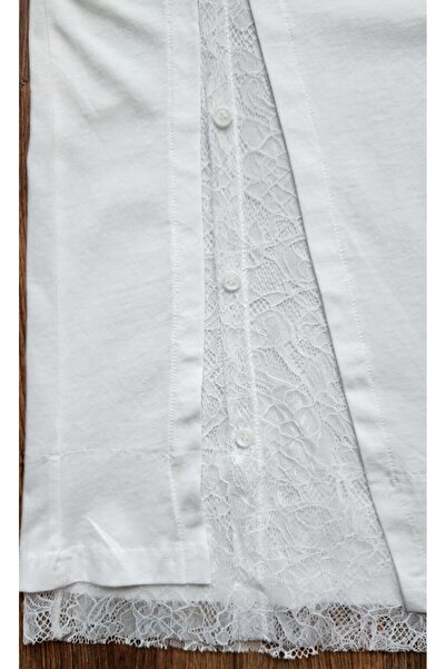 Quzu Beyaz Dantel Detaylı Basic T-Shirt