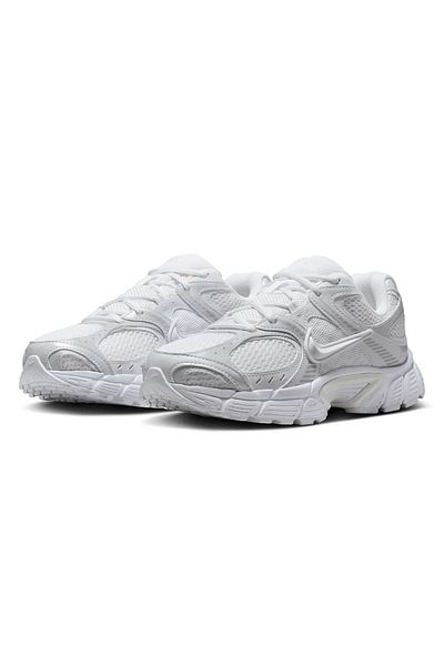 Nike White Sports Shoes Rnr Unisex Retro White Sneaker Shoes