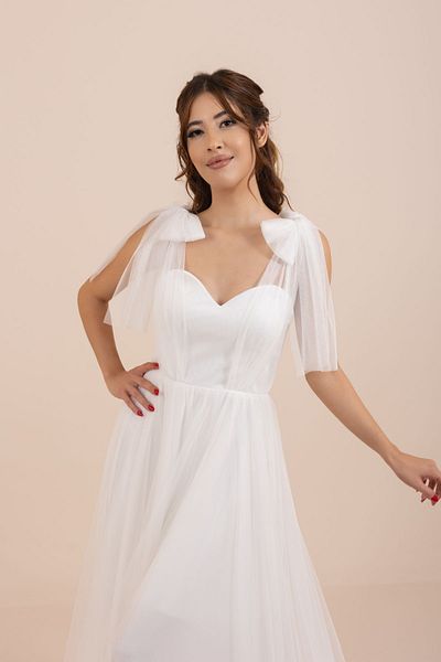 berissima bride Genesis Tulle Heart Collar Dress |   Optional Arm Design