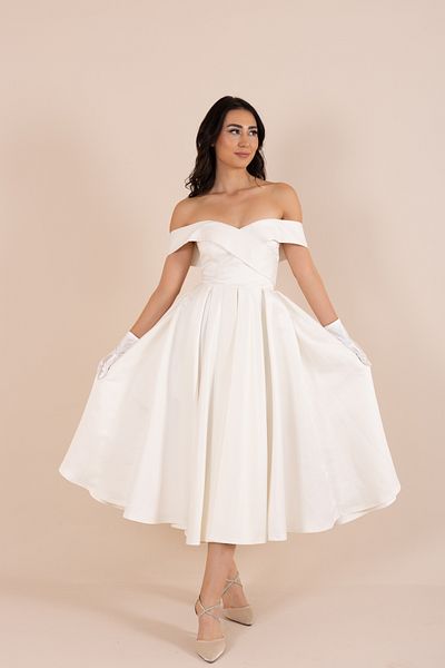 berissima bride Julia Satin Sweetheart Neck Midi Wedding Dress