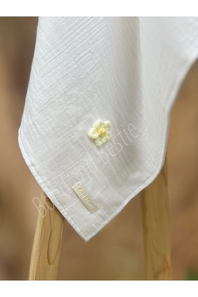 Bond Bestie Daisy Patterned Muslin Baby Cover & Blanket Natural Texture 100% Cotton Oeko-Teks Certified 75X75 cm