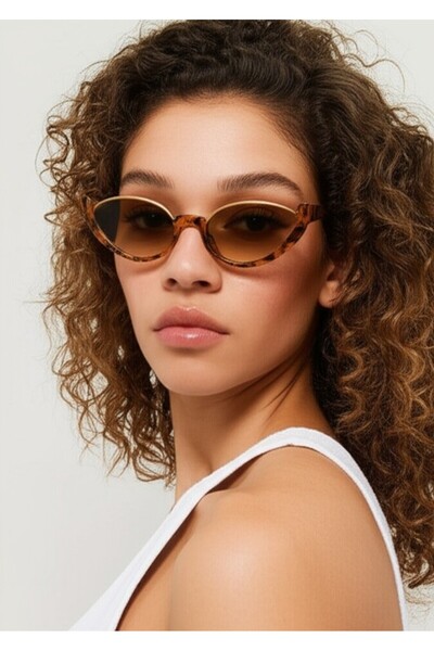 Mazzy نظارة شمسية نسائية بتفاصيل ذهبية اللون بتصميم عين القطة