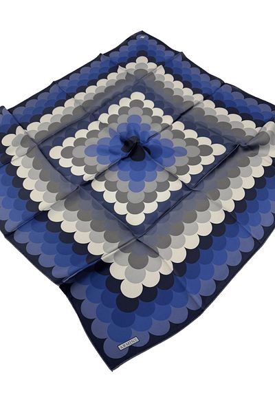 Armine Eșarfă din mătase Sura din seria Nostalgia 9212DS-82 Model geometric INDIGO-NEGRU