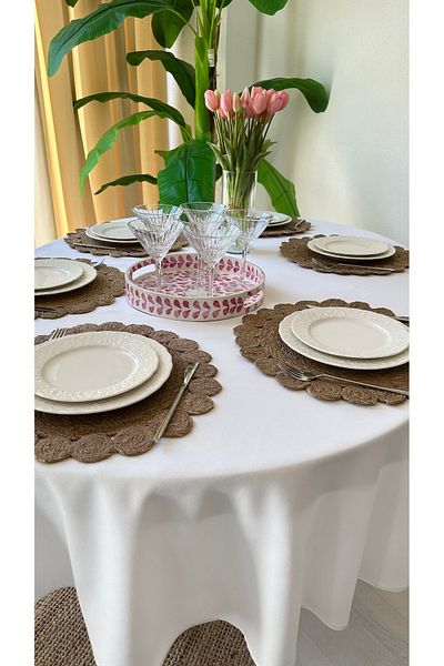 Decamor home Velvet Textured Worry-Free Stain-Proof White Oval Tablecloth