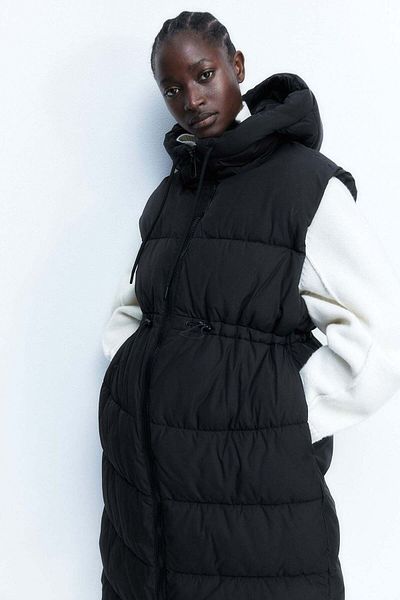 H&M MAMA Hooded puffer gilet