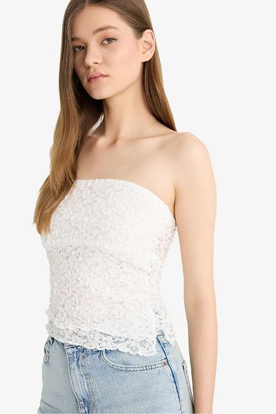 DeFacto Bluză din dantelă fără bretele Coool Slim Fit F5166ax25sm