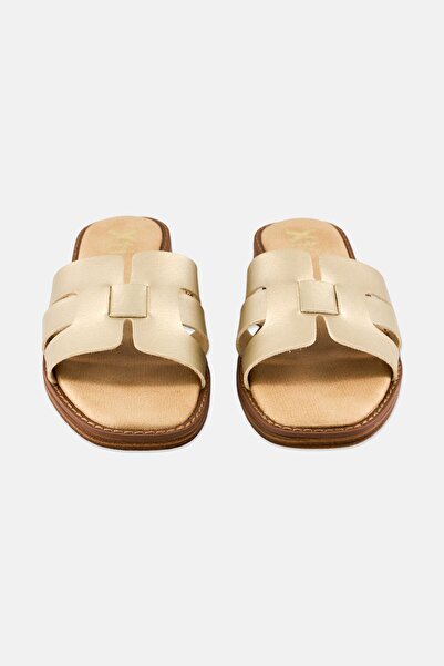 XTI Women Leather Upper Slip On Flats, Beige