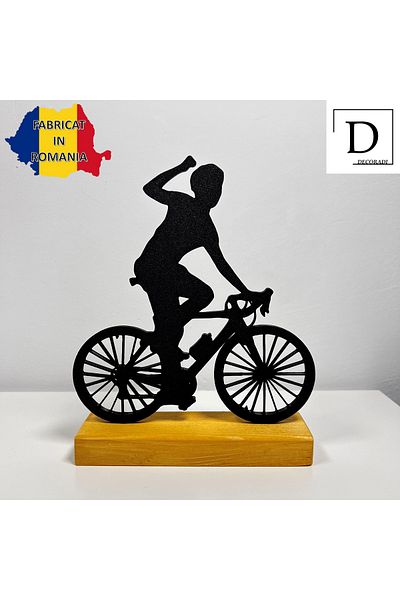 OEM "Moment of Glory" decoration with natural wood base, 18 cm, black, 3D printed