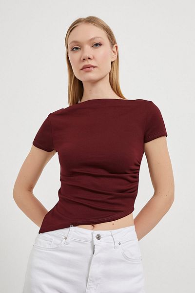 Arma Life Women's Asymmetrical Gathered Short Sleeve Burgundy Crop Blouse