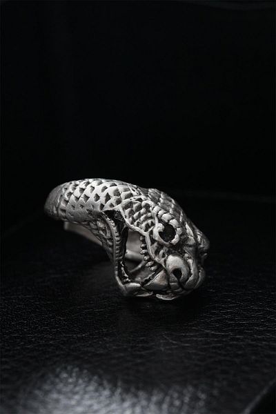 Clariss Adjustable Snake Model Men's Ring