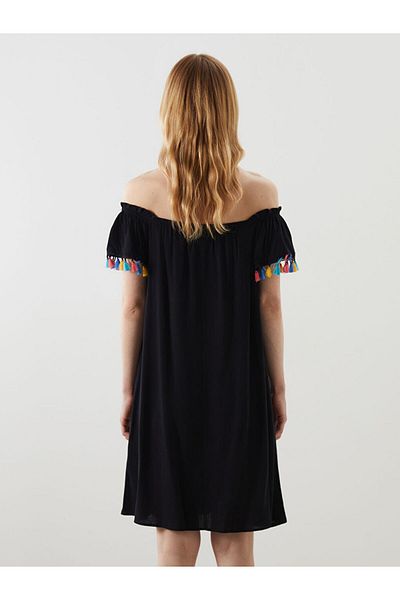 LC Waikiki Νέα σεζόν γυναικείο φόρεμα παραλίας με λαιμόκοψη και λεπτομέρεια με φούντα - S54238Z8