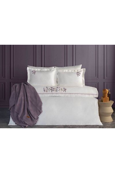 Dantela Veria Embroidered Handmade Duvet Cover Set & Pique Set - Plum
