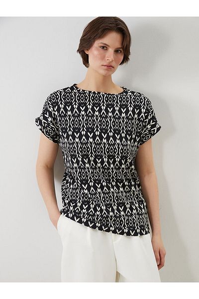 LC Waikiki Black Crew Neck Patterned Women's T-Shirt