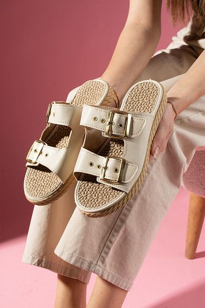 FUGA MODA Danver Beige Double Striped Gold Buckle Detailed Slippers