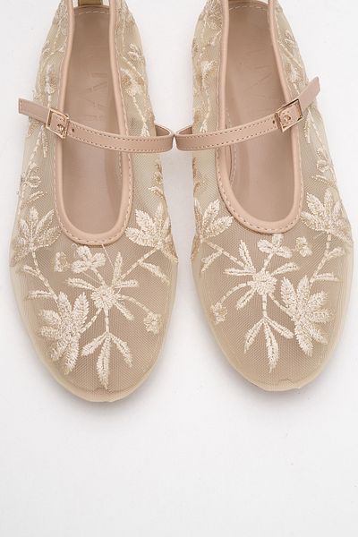 LuviShoes JUNY Pantofi de damă cu broderie florală din plasă bej