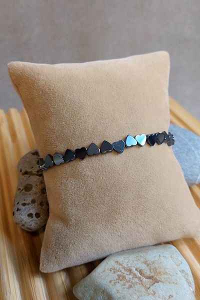 Uretti - Özlem 9422 7442 Small Heart Cut Hematite Natural Stone Men's Bracelet