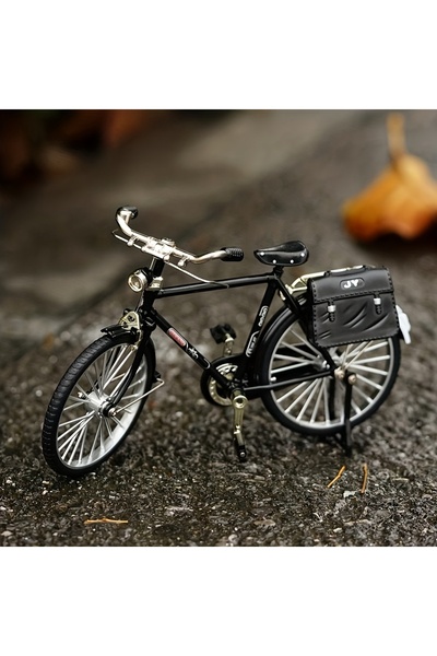 Choice قطعة واحدة أضف لمسة عتيقة إلى ديكور منزلك مع نموذج الدراجة الرجعية هذا...